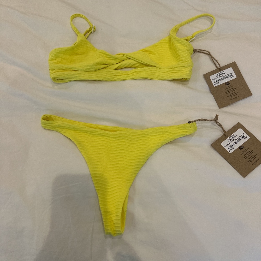 Las olas yellow bikini set